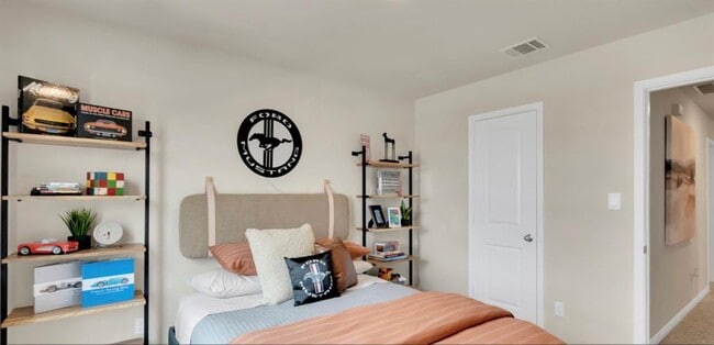 Building Photo - 257 Frogmore Lp