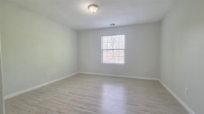 Building Photo - 4121 Mallow St