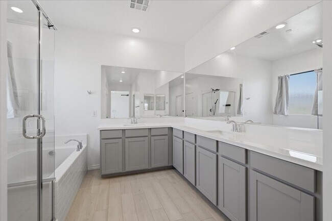 Building Photo - Beautiful home in Henderson built by Lennar