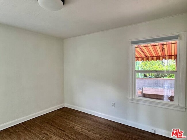 Building Photo - 3564 Dover St