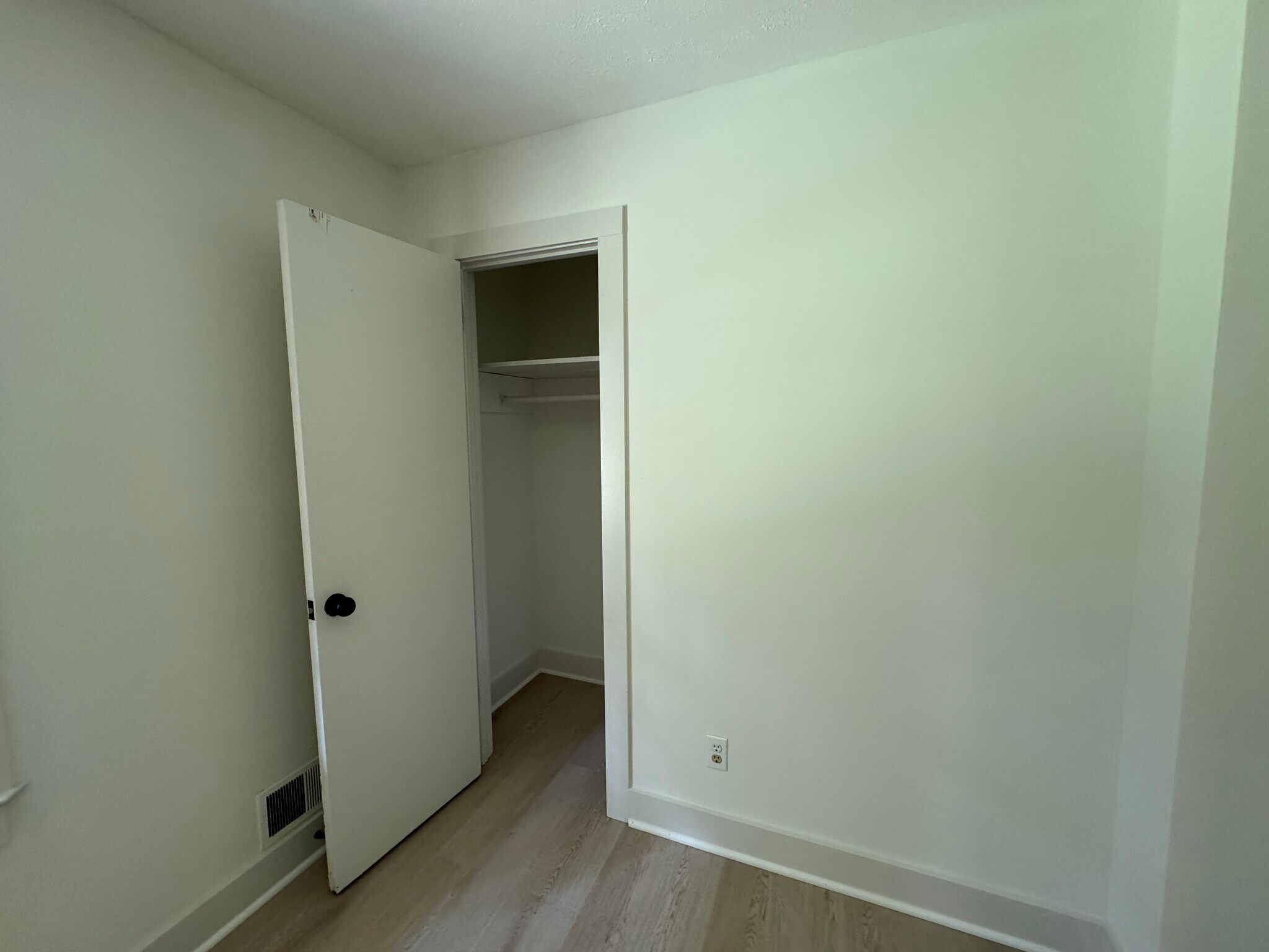 Building Photo - 2289 Addison Rd NE