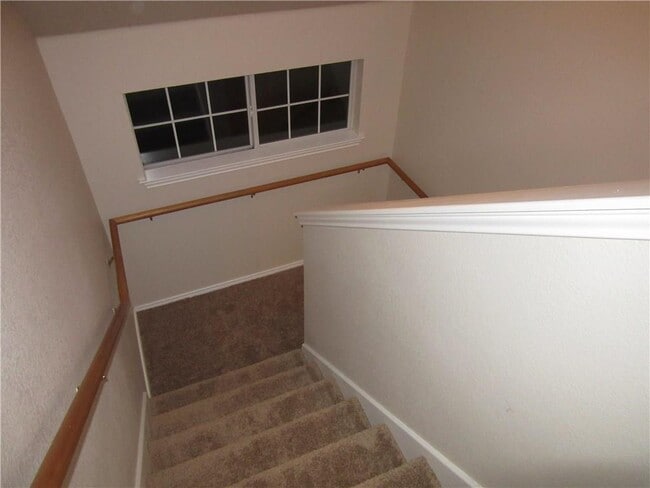 Building Photo - 2847 Southampton Way