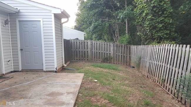 Building Photo - 1731 Summerwoods Ln