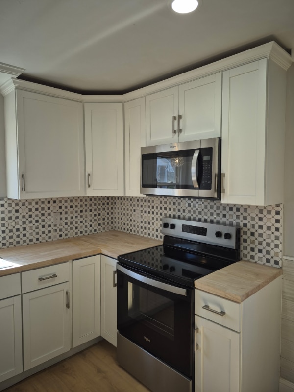 Building Photo - 131 Beech St