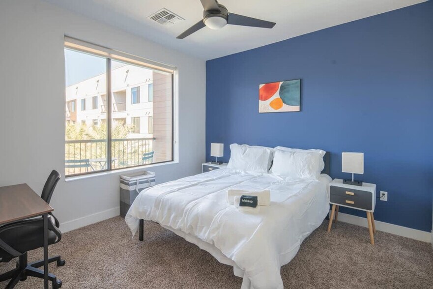 Building Photo - 701 W Rio Salado Pkwy