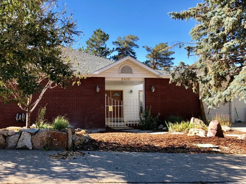 Building Photo - 8410 Kings Hill Dr