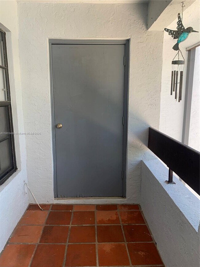 Building Photo - 9033 SW 123rd Ct