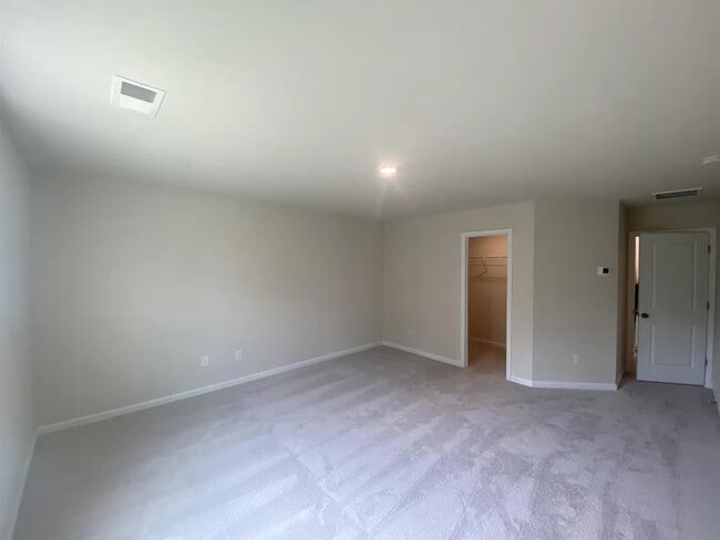 Building Photo - 1537 Woodhouse Dr