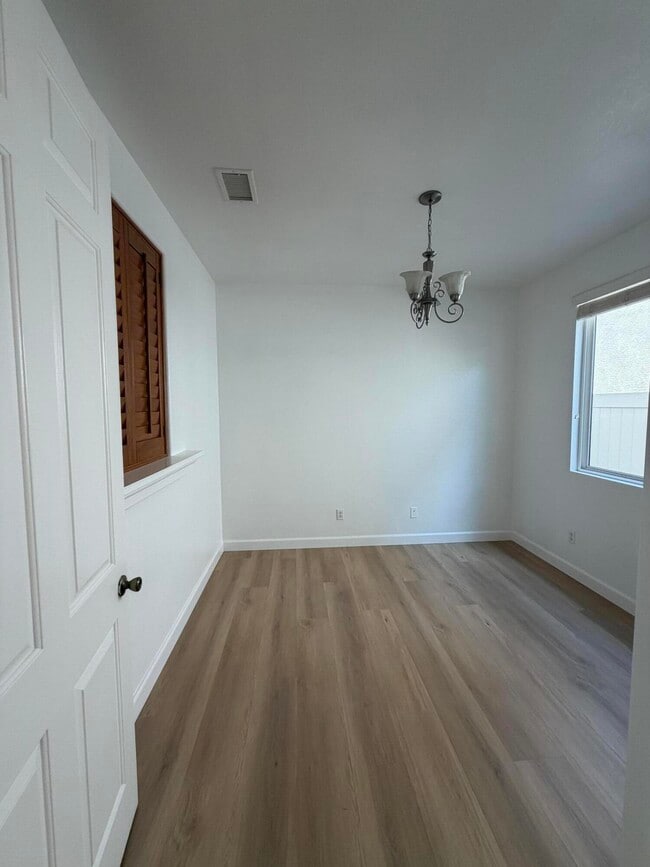 Building Photo - 1356 Comfrey Leaf Dr