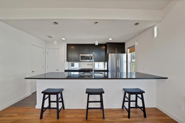 Building Photo - 5841 Oram St