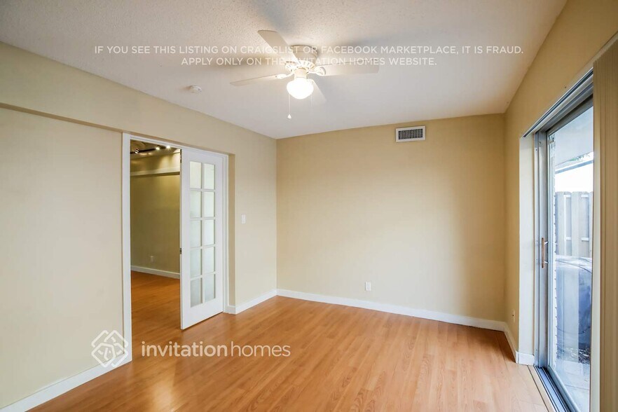 Building Photo - 4707 Holly Dr