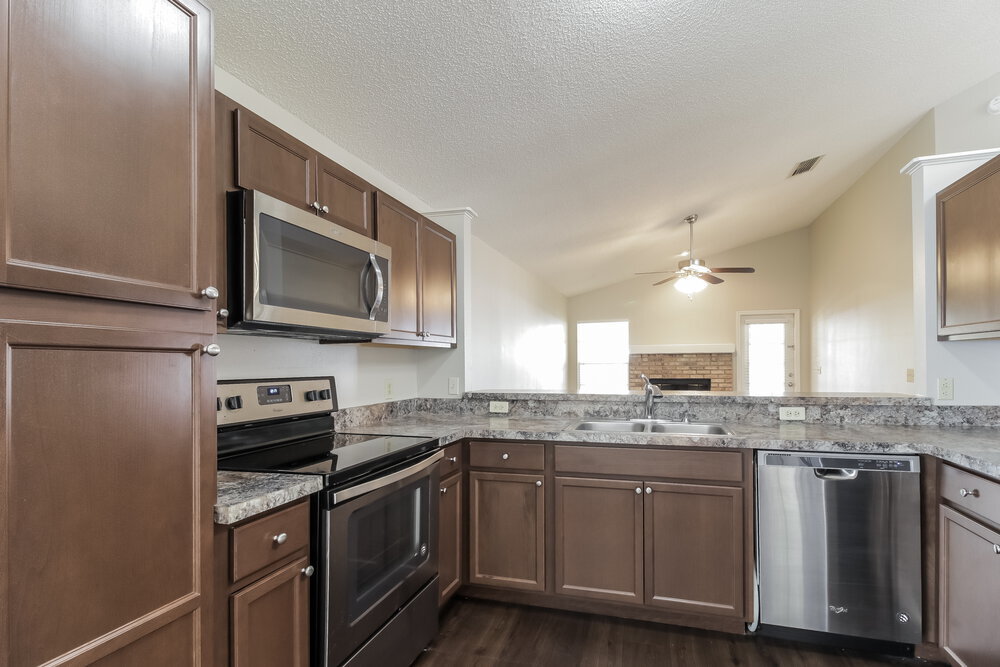 Building Photo - 1032 Kelly Creek Cir