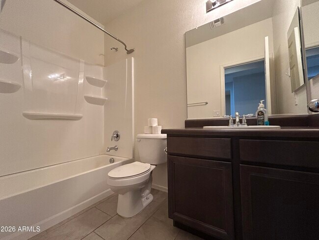 Building Photo - 17922 W Tina Ln