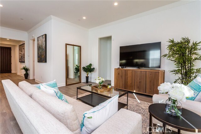 Building Photo - 108 Hargrove