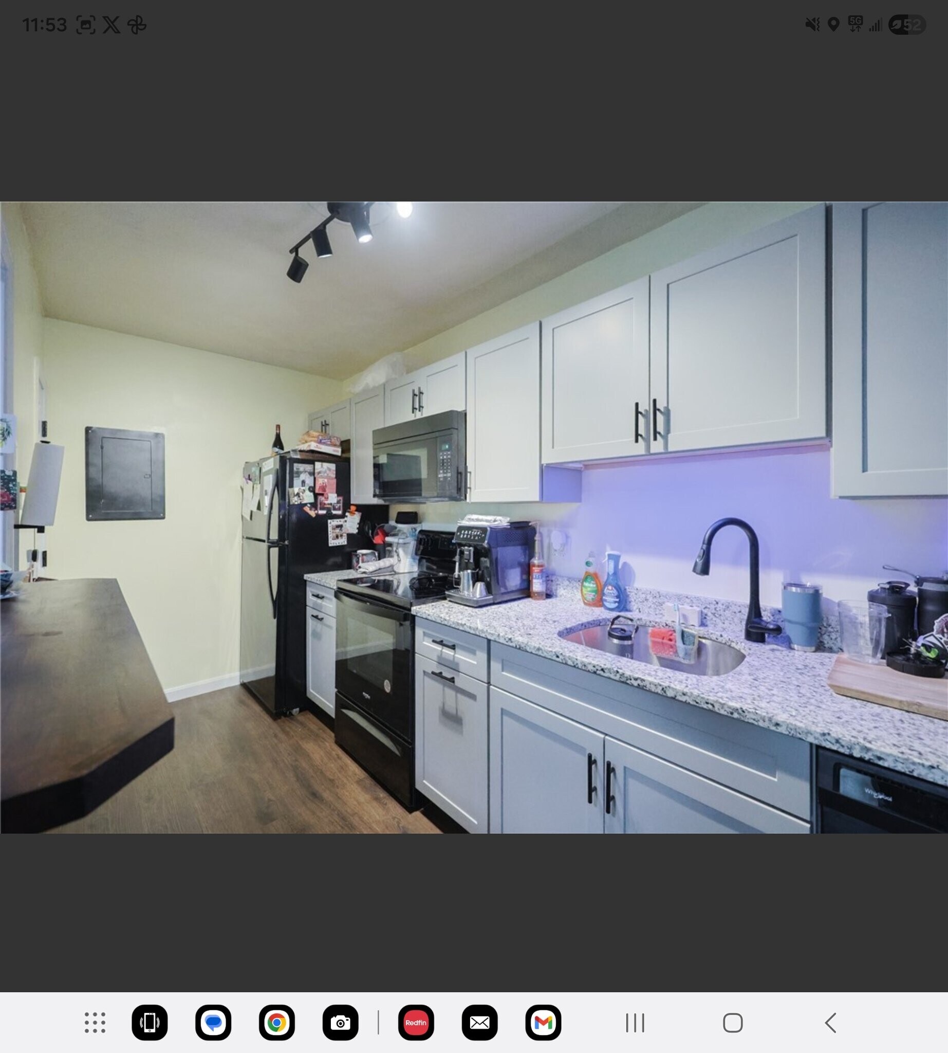 Building Photo - 200 Manville Hill Rd