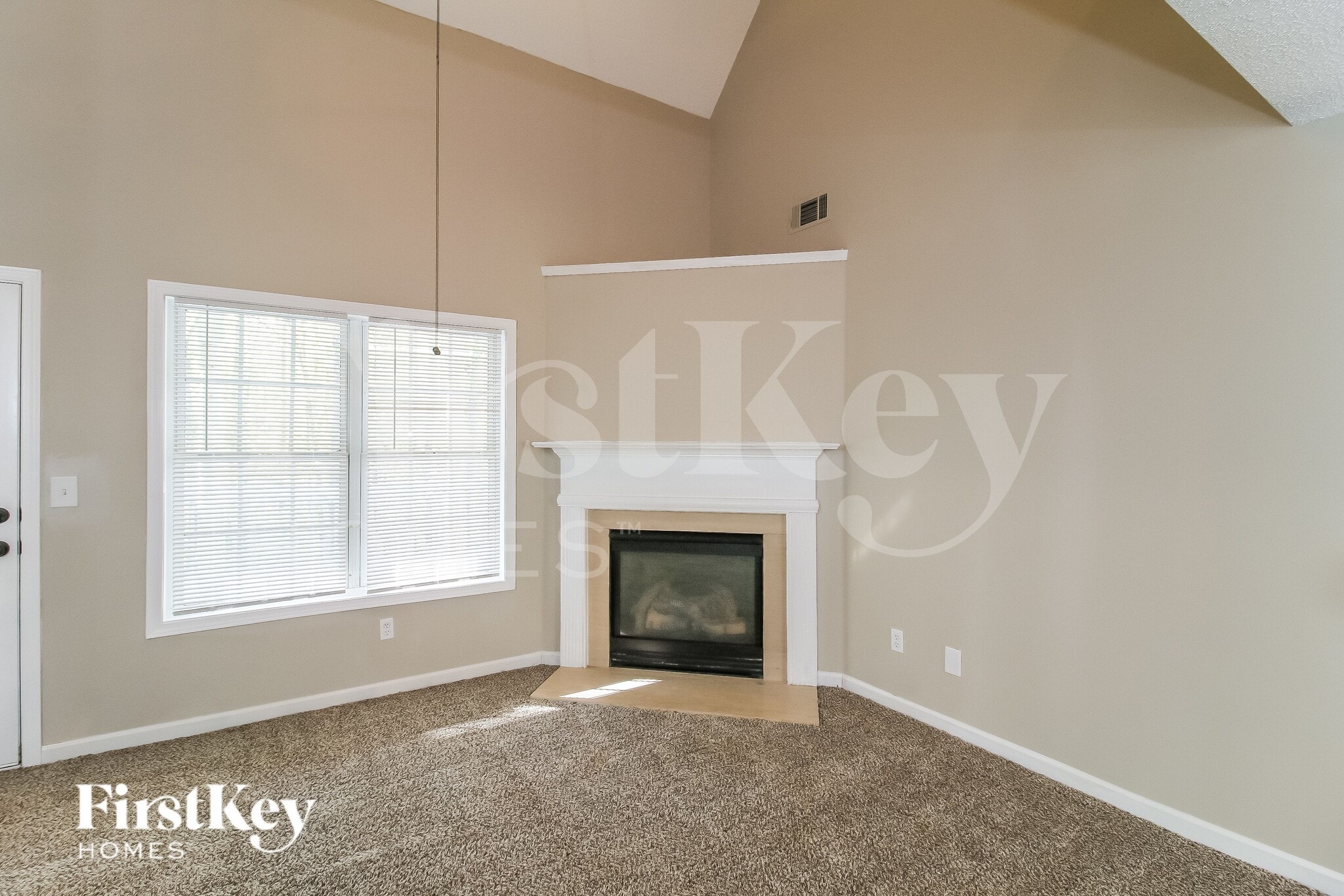 Building Photo - 531 Judith Court.