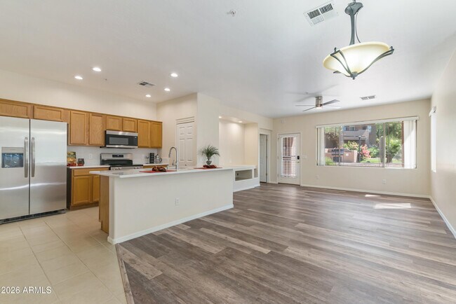 Building Photo - 11500 E Cochise Dr