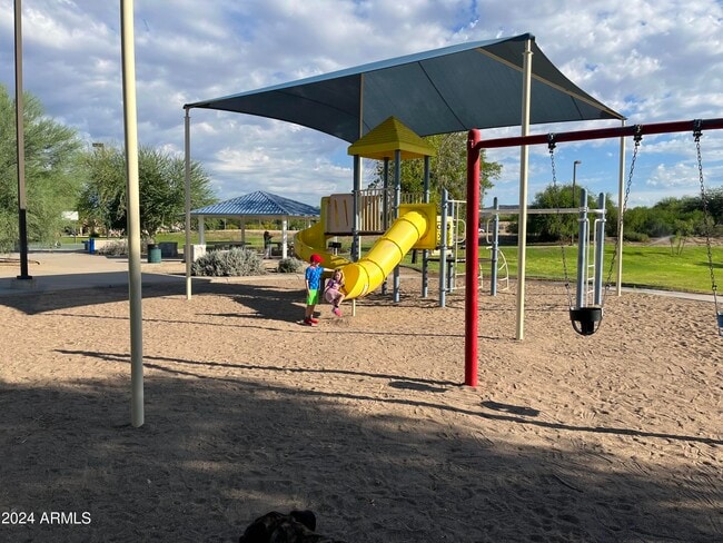 Building Photo - 6471 W Adobe Dr