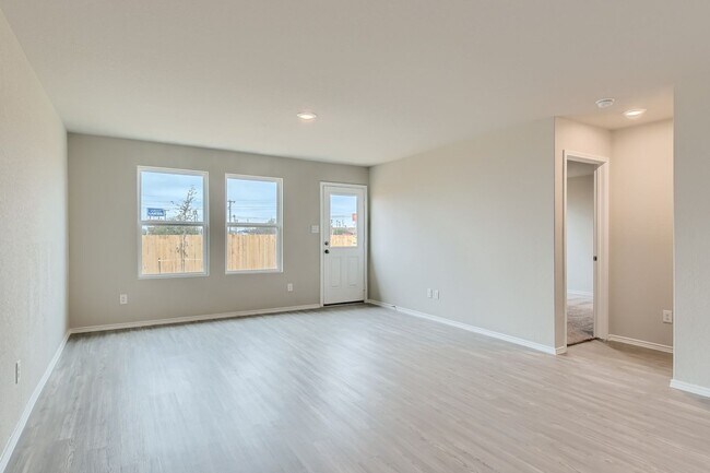 Building Photo - Beautifully Designed4-Bedroom Home with Open-Concept Living in a Prime Location