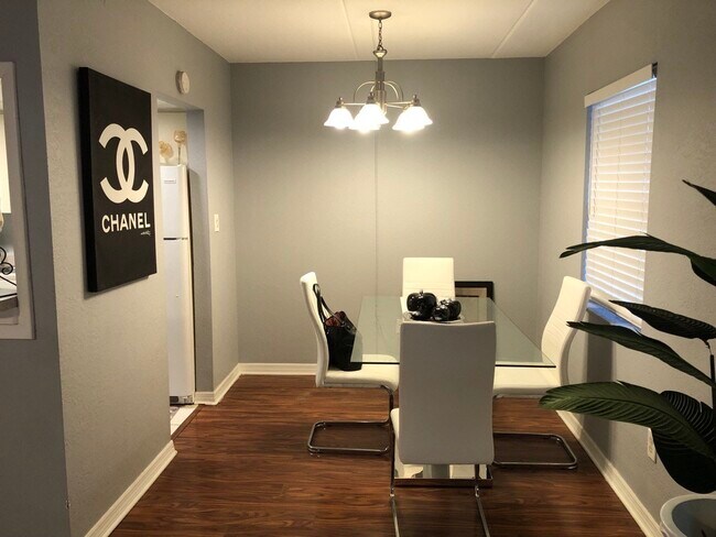 Building Photo - 4708 Christa Ct