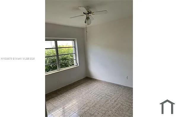 Building Photo - 800 SW 25th Rd