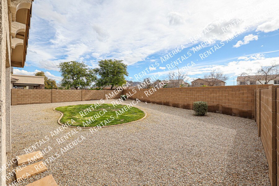Building Photo - 6718 S Garnet Way