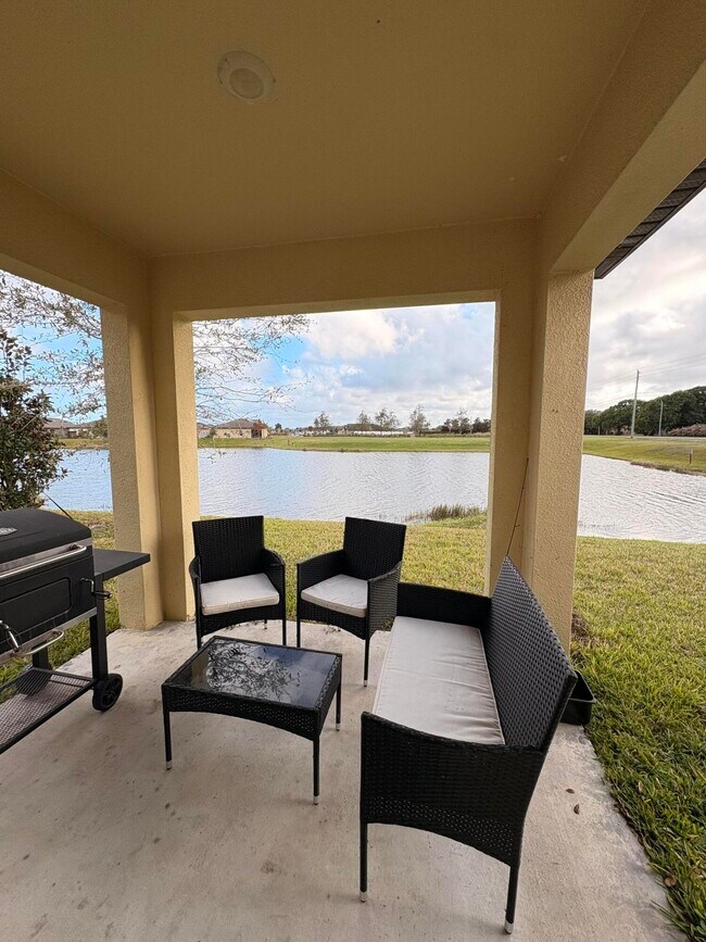 Building Photo - 5619 Delight Dr