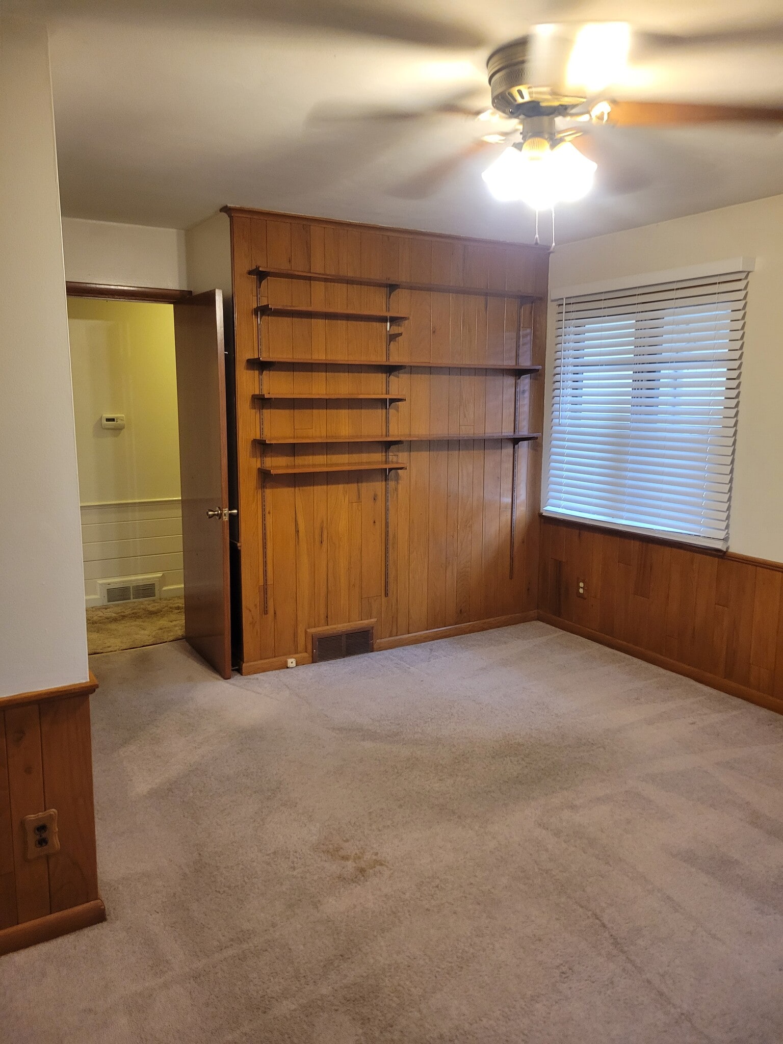 Building Photo - 2123 Eileen Rd