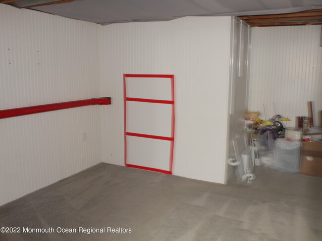 Building Photo - 5002 Trotters Way