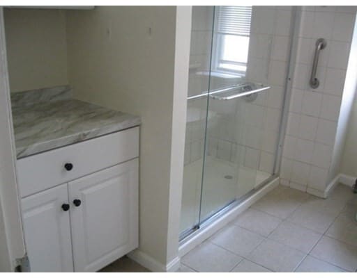 Building Photo - 45 Endicott Ave