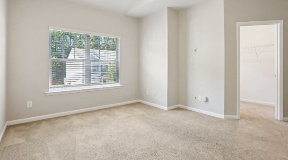 Building Photo - 3324 Estes Dr