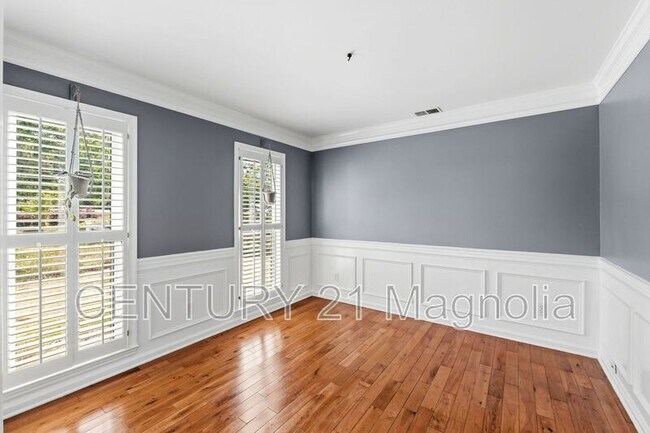 Building Photo - 299 Ashbrook Dr