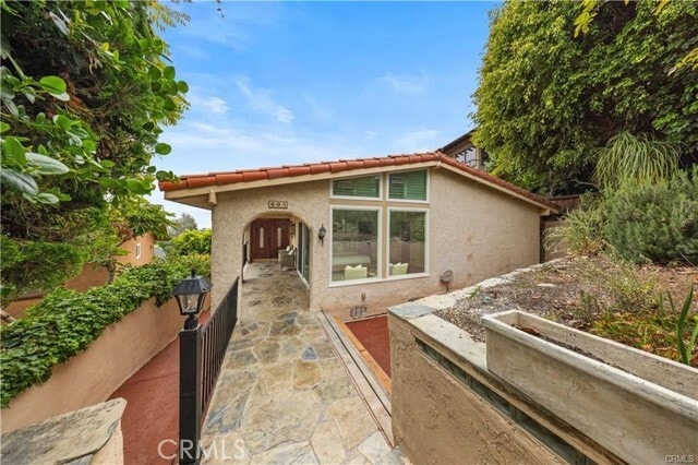 Building Photo - 605 Calle Del Cerrito