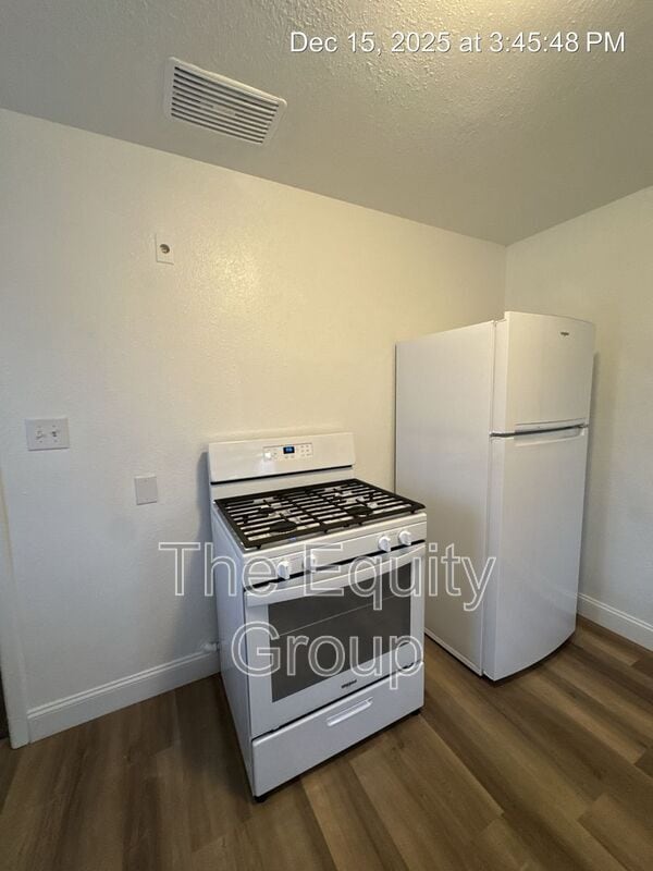 Building Photo - 706 N Jacob St