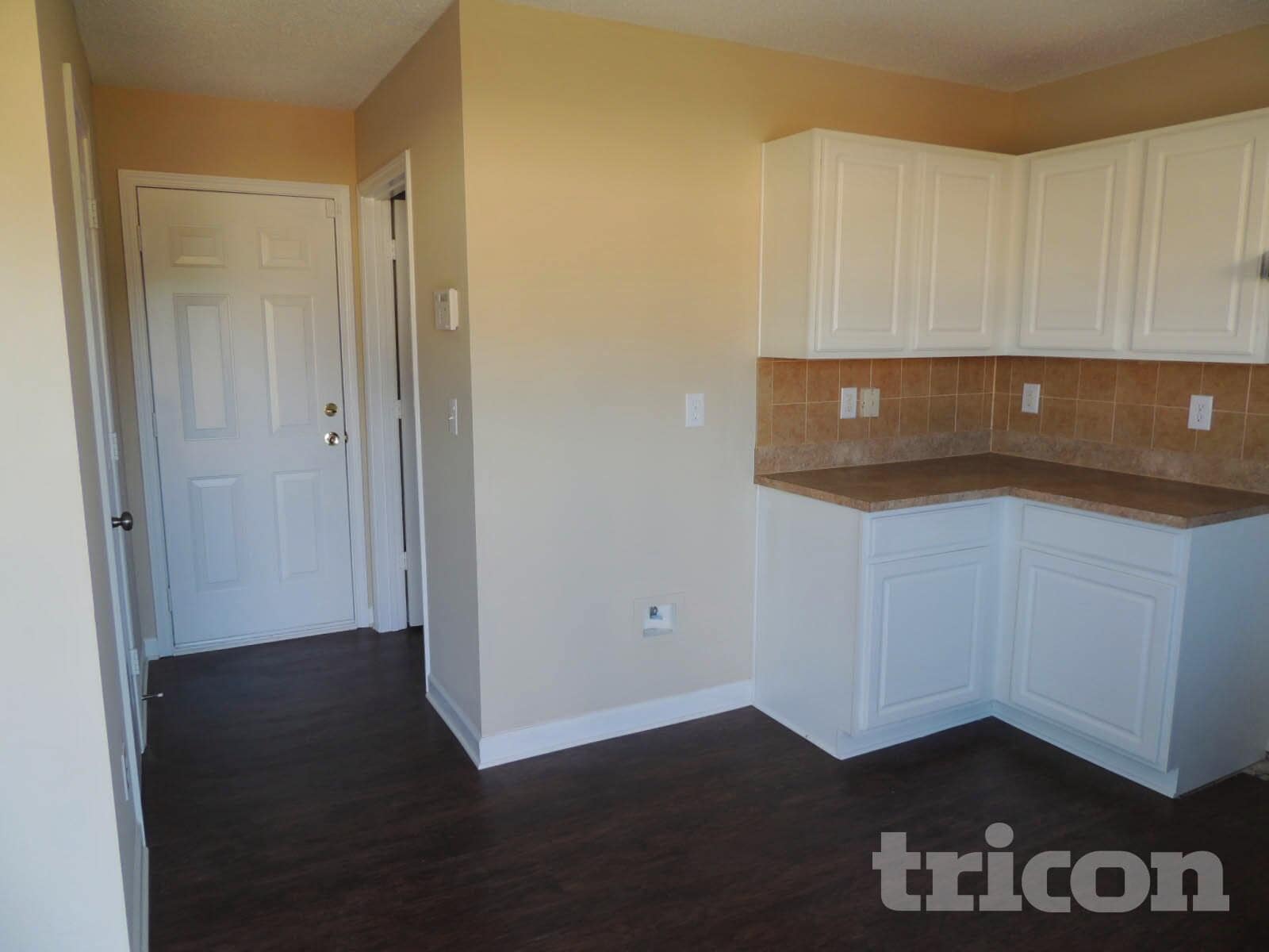 Building Photo - 917 Redford Ln