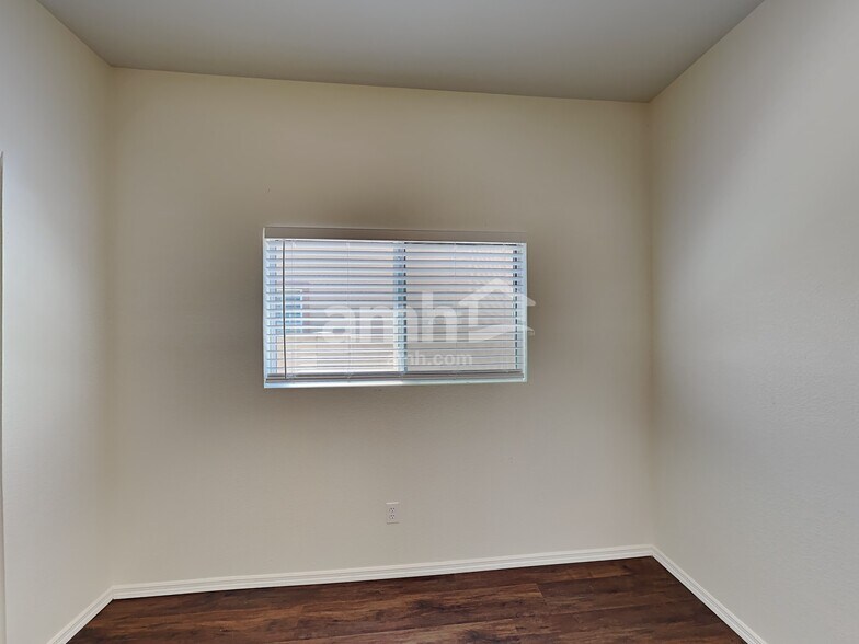 Building Photo - 388 E Atlas Cedar Pl