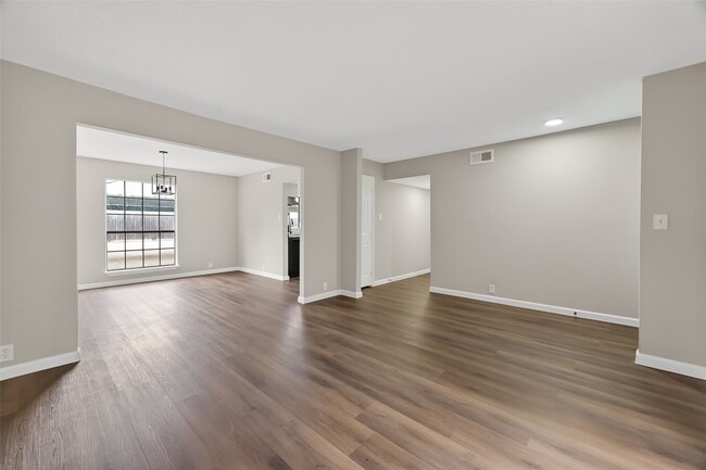 Building Photo - 14030 Cashel Forest Dr