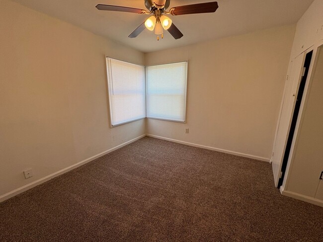 Building Photo - 2 WEEKS FREE RENT December Special - Beautifully Remodeled 2 Bed, 1 Bath Home!