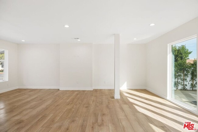 Building Photo - 6266 Etiwanda Ave