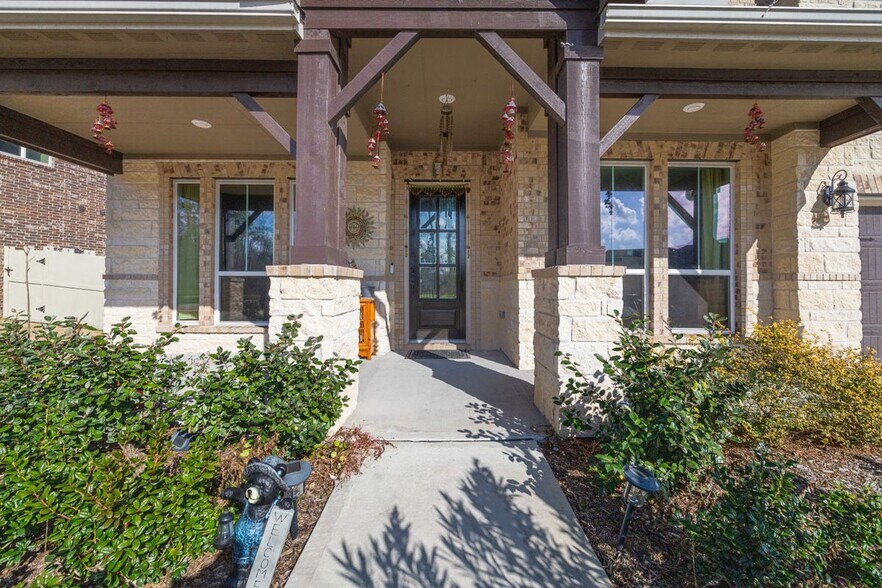Building Photo - 17547 Harper's Way