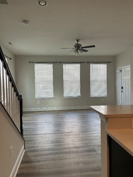 Building Photo - 7511 Crowley St