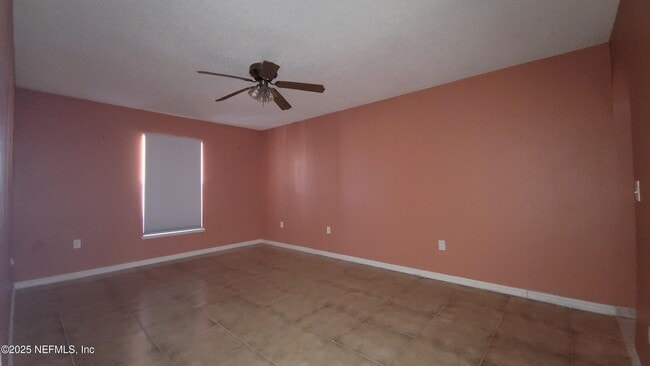 Building Photo - 11119 Tiverton Ct