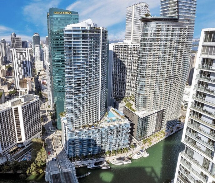 Building Photo - 200 Biscayne Boulevard Way