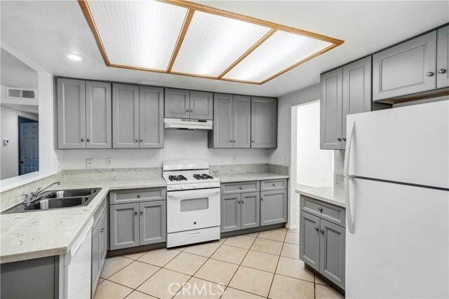 Building Photo - 39925 Falcon Way