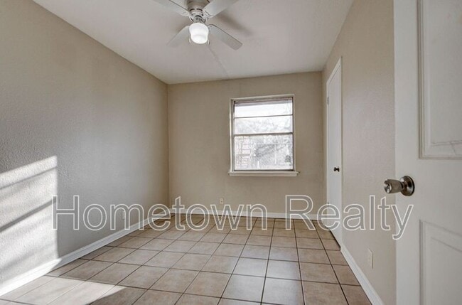 Building Photo - 332 NW 85th St