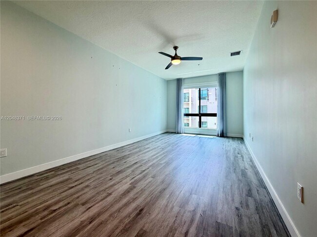 Building Photo - 4740 NW 84th Ct