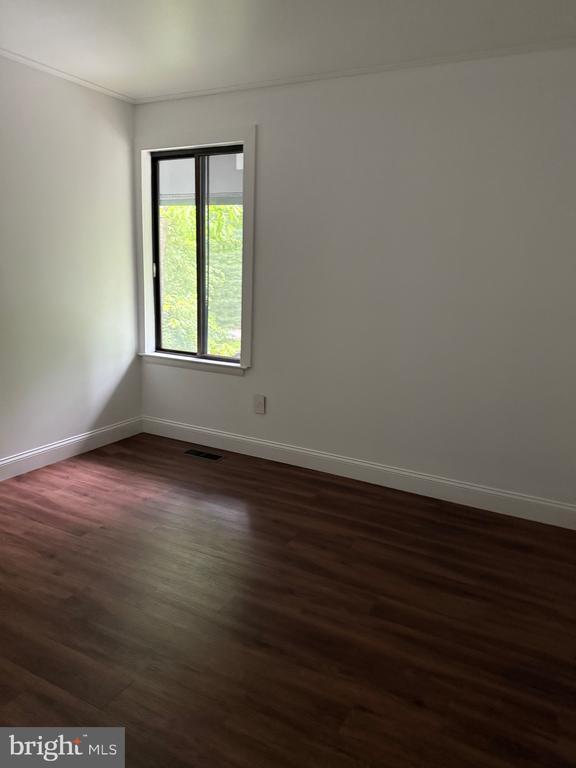 Building Photo - 208 Pheasant Run Dr