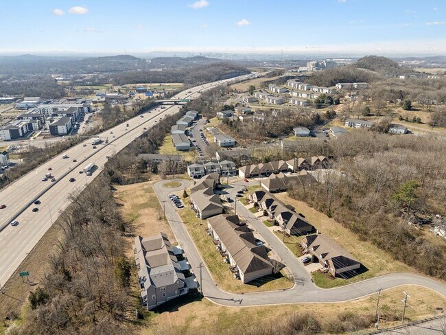 Building Photo - 2107 Chadwell Retreat Dr