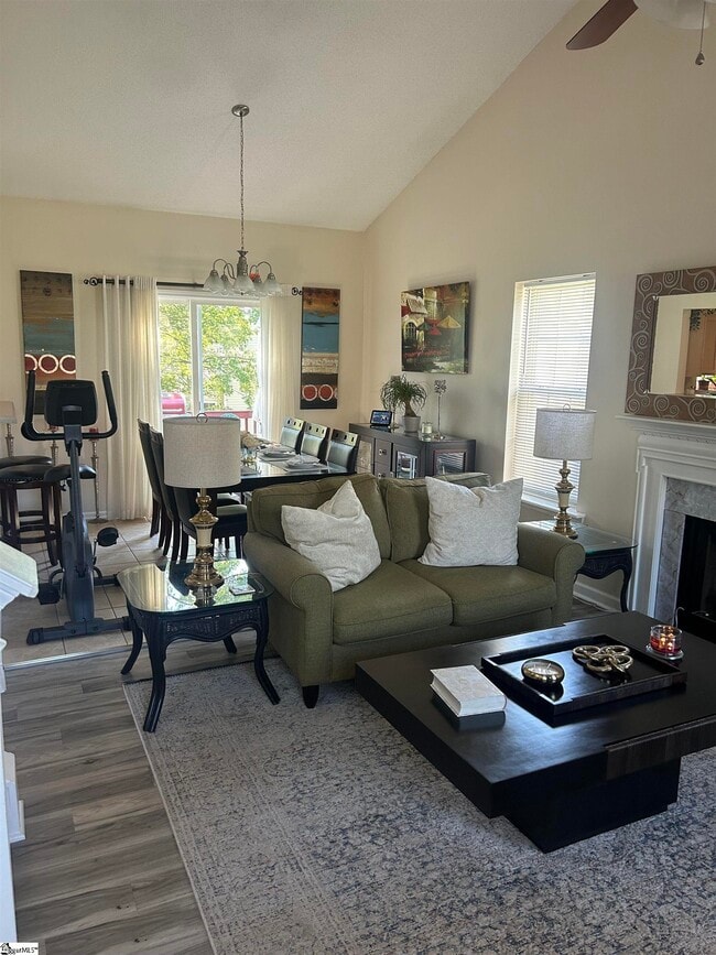 Building Photo - 110 Shelby Ct