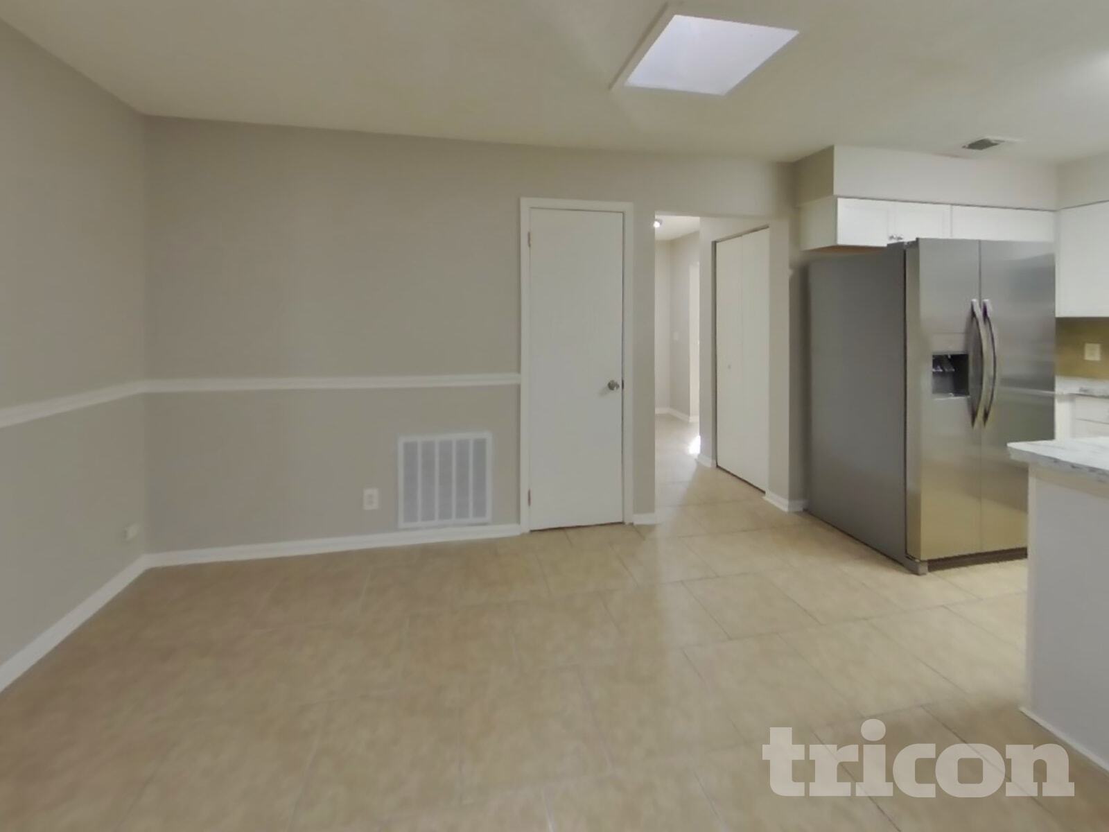 Building Photo - 7937 Dwyer Dr